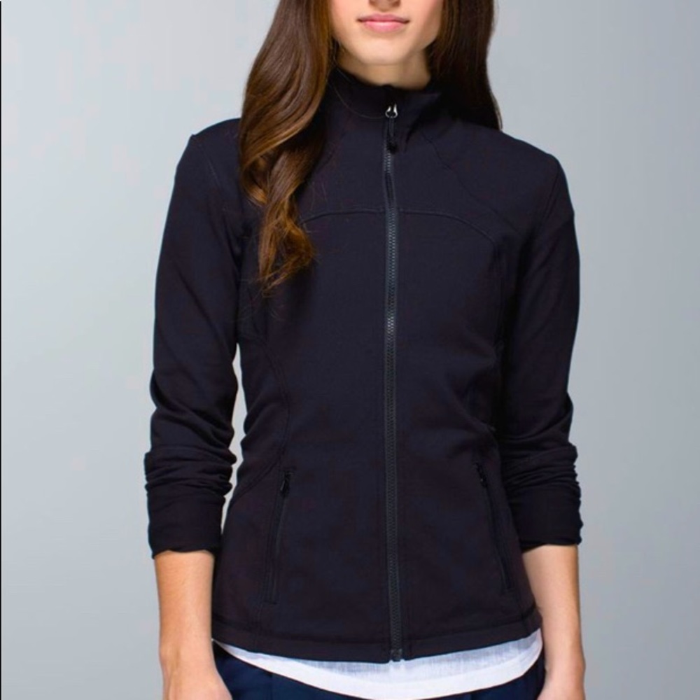 Lululemon Forme Jacket in Black